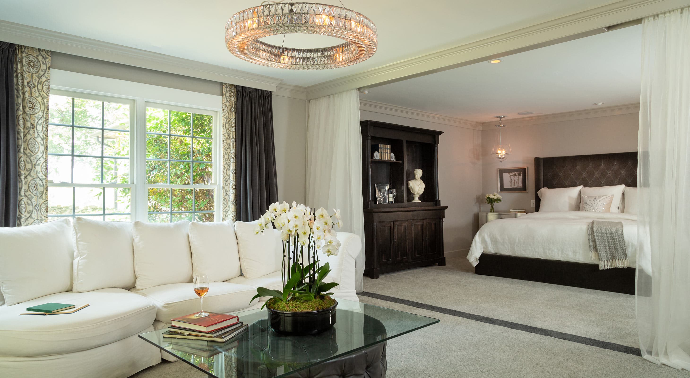 Bedroom and couch in the Gordon Suite